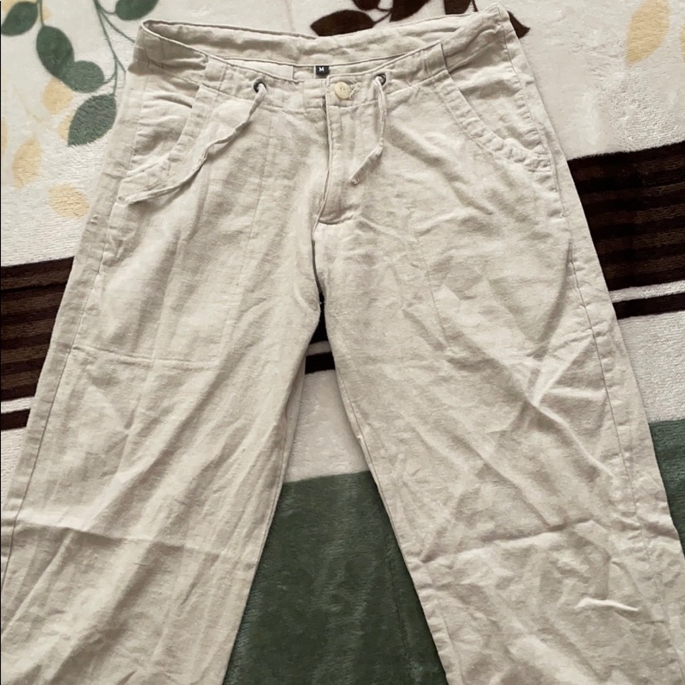 I’m selling Tommy Hilfiger Cream  pants size M